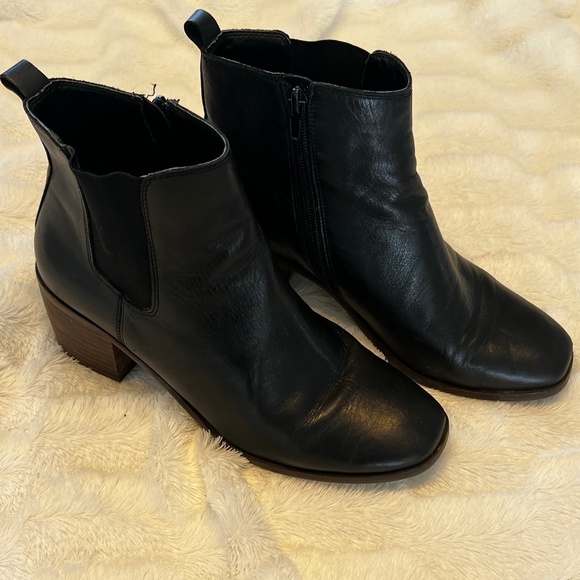 Lucky Brand Women's Lk-maiken Ankle Boot - Picture 1 of 4